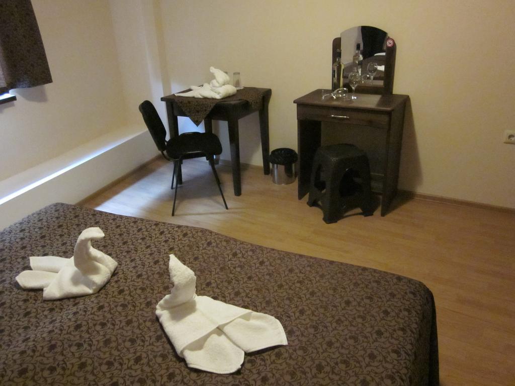 Hotel Terazini Veliko Tárnovo Habitación foto