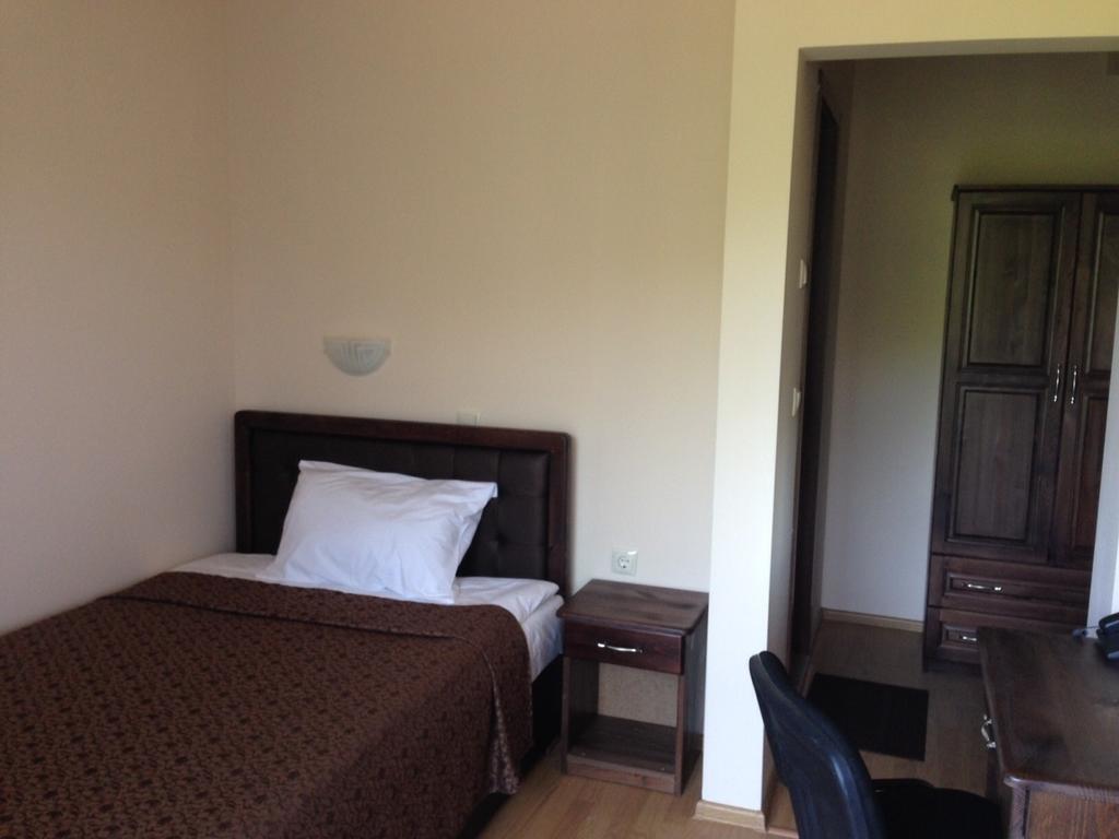 Hotel Terazini Veliko Tárnovo Habitación foto
