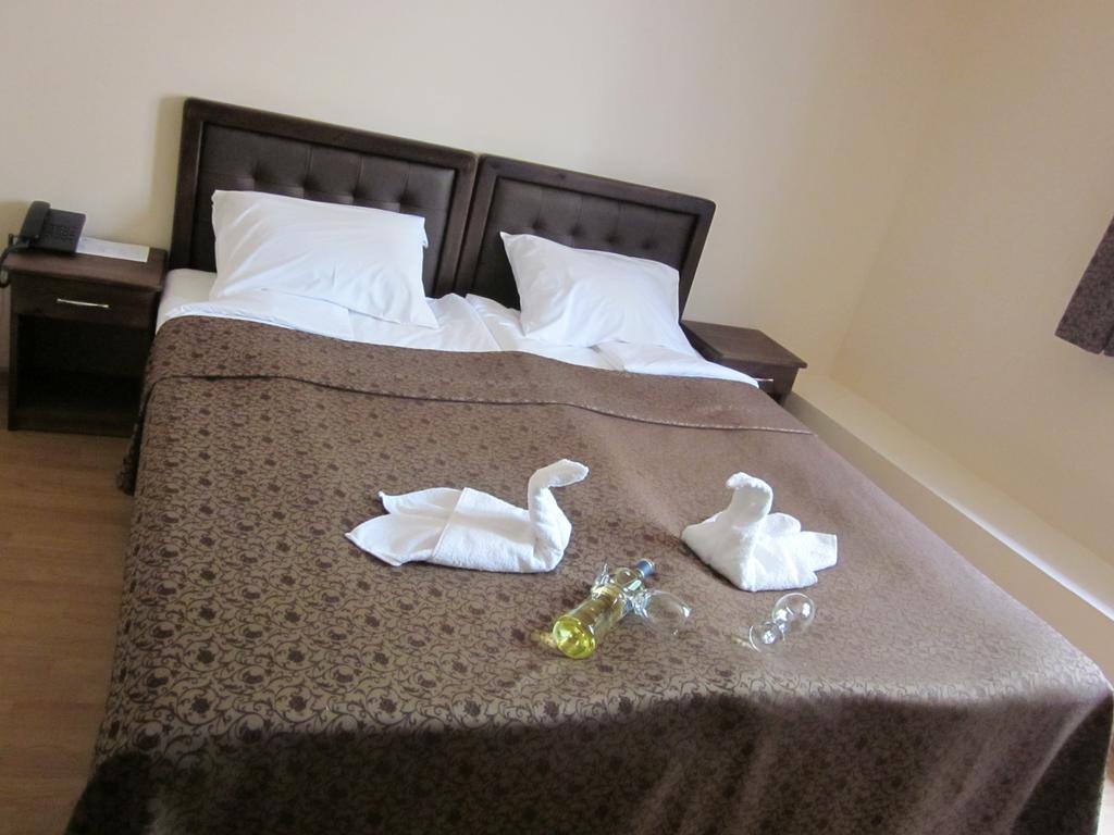 Hotel Terazini Veliko Tárnovo Habitación foto